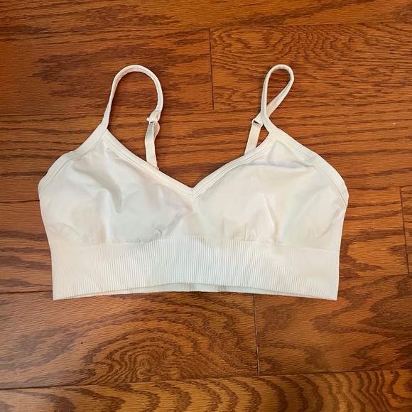 🍋Lululemon🍋 Brand New White Bralette Sz 8 - Picture 1 of 7